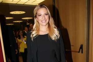 Εριέττα Κούρκουλου: Η δεύτερη μαμά της & το μυστικό της δεξίωσης του γάμου της - εικόνα 8