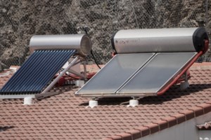 "Τελευταία ευκαιρία" για ηλιακό θερμοσίφωνα και αντλία θερμότητας