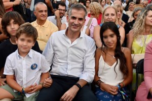 Άλλος άνθρωπος η Σίσσυ Χρηστίδου: Η έξοδος με λευκό jumpsuit που τόνισε την μεγάλη απώλεια κιλών - εικόνα 6