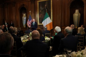 Τηλεφώνησε στον Βρετανό υπουργό Άμυνας και παρίστανε τον Ζελένσκι- Εκανε περίεργες ερωτήσεις και "καρφώθηκε"