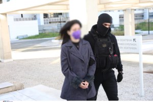 Σοκ με νέα "υπόθεση Κολωνού": Συνελήφθησαν 31χρονη και 33χρονος - Εξωθούσαν στην πορνεία δύο ανήλικες, 13 και 15 ετών