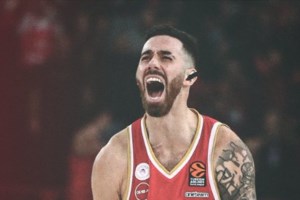 Στην Αθήνα ο Βασίλιε Μίσιτς - Τι απάντησε όταν τον ρώτησαν για τις φήμες για Ολυμπιακό [βίντεο]