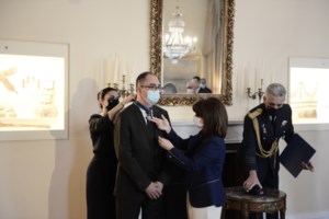 25η Μαρτίου: Το Σύνταγμα έτοιμο να γιορτάσει την Επέτειο των 200 χρόνων - Υπέροχες εικόνες από drone [Βίντεο]