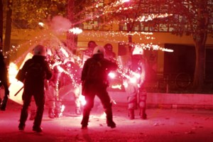 Θεσσαλονίκη: Στο Αυτόφωρο οι 5 συλληφθέντες από τα χθεσινά επεισόδια για το Πολυτεχνείο