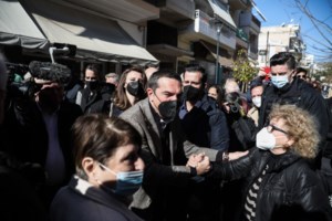 Το τερμάτισε ο Παπαδημούλης: Με αφορμή το θάνατο Σαρτζετάκη συγκρίνει τη Novartis με τη δολοφονία Λαμπράκη