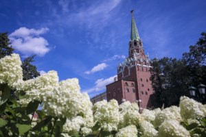 Το ΝΑΤΟ γιορτάζει τα 75 χρόνια από την ίδρυσή του - Περισσότερη στήριξη στην Ουκρανία ζητά ο Στόλτενμπεργκ