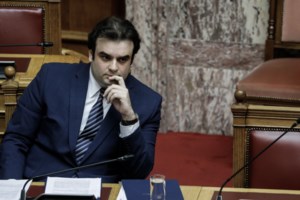Πιερρακάκης: Σε λιγότερο από δύο χρόνια θα έχουμε τις νέες ταυτότητες