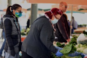 Κορονοϊός: Λουκέτο και στην παραλία της Θεσσαλονίκης μετά τον συνωστισμό στις ...βόλτες - εικόνα 3