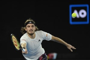 Τσιτσιπάς: "Επιβλαβής στον αθλητισμό η μελατονίνη, ποιος του την συνέστησε;" - Γιατροί "αδειάζουν" τον Έλληνα τενίστα