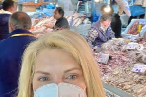 Η Ελένη Μενεγάκη από την Άνδρο με αγάπη: Μπορεί όλες οι μέρες να μην είναι καλές, αλλά... - εικόνα 9