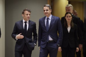 Ο Πούτιν δίνει στις ΗΠΑ ρωσικό πετρέλαιο και πρόσβαση στην Αρκτική- Το "δώρο" του Τραμπ στον Ρώσο πρόεδρο: Να βγει εκτός ο Ζελένσκι - εικόνα 4