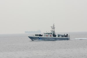 Μήλος: Βίντεο ντοκουμέντο από τη διάσωση των 18 ναυαγών ενώ η θαλαμηγός βυθιζόταν - Τι κατέθεσε ο καπετάνιος - εικόνα 3