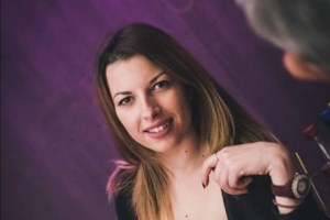 Τραγωδία στην Αμαλιάδα: Θρήνος στην κηδεία της 23χρονης φοιτήτριας - Τραγική φιγούρα ο πατέρας [Βίντεο]