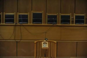 Έγκλημα μέσω Facebook: Έσπασαν τα ισόβια για τη γυναίκα "αράχνη" - Παραμένουν για τους άλλους τρεις