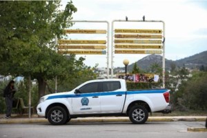 Συναγερμός τα ξημερώματα στην Πανεπιστημιούπολη Ζωγράφου: Άγνωστοι έκαψαν 4 οχήματα