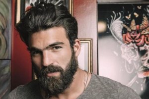 Δημήτρης Αλεξάνδρου: Η Μενεγάκη είναι "μάθημα" που πρέπει να διδάσκεται σε πανεπιστήμιο [Βίντεο]