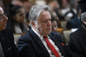 Παρά τον σάλο η Έλενα Ακρίτα συγχαίρει τον Γιώργο Κατρούγκαλο για το ήθος του: "Ανέλαβε την πολιτική ευθύνη..."