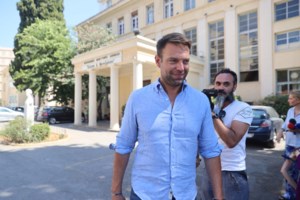 Ο Γεωργιάδης απαντά για το "Έλενα": Μέσα στον Αύγουστο θα έχουν αντικατασταθεί οι ψύκτες - Κανένα λιποθυμικό επεισόδιο