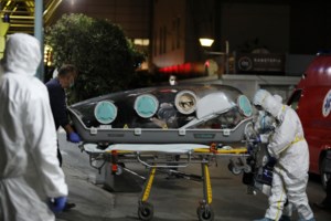 Πώς φτάσαμε στο σκληρό lockdown: Πολλαπλασιάζονται τα κρούσματα, λιγοστεύουν επικίνδυνα οι ΜΕΘ