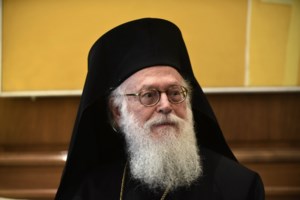 Αρχιεπίσκοπος Αλβανίας Αναστάσιος: Ραγδαία επιδείνωση της υγείας του, διασωληνωμένος στη ΜΕΘ - Το νέο ιατρικό ανακοινωθέν