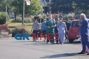 Εισαγγελική έρευνα για "μαϊμού" εμβολιασμό πολιτικού στο ΑΧΕΠΑ