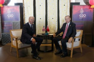 Τα γυρνάει ο Ερντογάν και λέει "ευχαριστώ" σε Ελλάδα και ΗΠΑ για τα συλλυπητήρια μετά την επίθεση στην Κωνσταντινούπολη