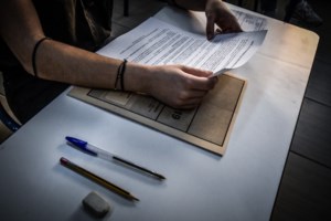 Κεραμέως: Ακόμα και τον Ιούλιο μπορεί να γίνουν οι Πανελλαδικές εξετάσεις - εικόνα 2