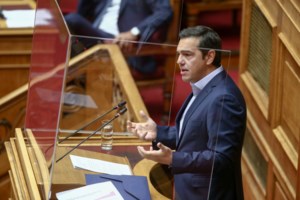 Αγρια κόντρα Κυβέρνησης- Συριζα για άρθρο μετακλητού υπαλλήλου της Κουμουνδούρου στην Guardian