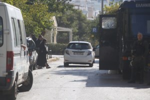 Μάνδρα: "Εκπυρσοκρότησε το όπλο", λέει ο δικηγόρος του 14χρονου που σκότωσε καταλάθος τον αδερφό του