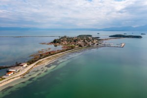 Στεφανιάδα: Οταν μία κατολίσθηση πριν 59 χρόνια, δημιούργησε τη νεότερη φυσική λίμνη της Ελλάδας [βίντεο]