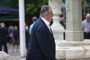 Θεσσαλονίκη: Απείλησε τον γιατρό όταν του είπε ότι πρέπει να περιμένει του χρόνου...για να κλείσει ραντεβού