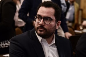 Ξέσπασαν κατά του Τόσκα στη δίκη για τη φωτιά στο Μάτι - "Ντροπή, δεν είπες μία συγγνώμη" - εικόνα 3