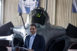 ΗΝΙΟΧΟΣ 21: "Ιπτάμενος" ο Τζέφρι Πάιατ - "Συγκλονιστική η θέα της Ελλάδας από το πιλοτήριο του F-16" Εικόνες[