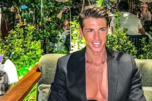 Εύη Βατίδου: Χαίρεται την σχέση της με τον Ηλία Κωνσταντίνου και απολαμβάνει τα... φλας των φωτογράφων - εικόνα 4