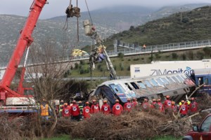 Σύγκρουση τρένων στα Τέμπη: 73 σταθμάρχες με "μπλοκάκι" προσέλαβε ο ΟΣΕ την ημέρα της εθνικής τραγωδίας