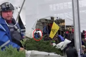 ΗΠΑ: Έφοδος του FBI στην έπαυλη του Ντόναλντ Τραμπ στη Φλόριντα [εικόνες] - εικόνα 2