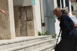 Συνελήφθη αστυνομικός για ασέλγεια κατά ανήλικων: Είχε φτιάξει προφίλ ως προπονητής και παρενοχλούσε κορίτσια - εικόνα 2