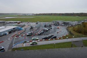 Αμβούργο: Αίσιο τέλος στο περιστατικό ομηρείας στο αεροδρόμιο- Παραδόθηκε ο 35χρονος Τούρκος, σώα η 4χρονη κόρη του