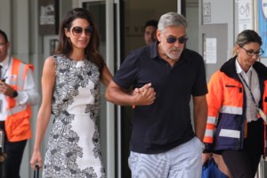 Μισέλ Ομπάμα: Με φανταστικό denim φόρεμα Οscar de la Renta αξίας 2.500 ευρώ στο US Οpen - εικόνα 11