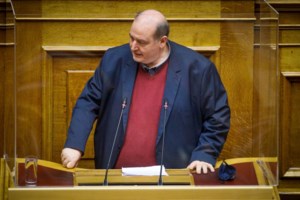 Αντιδράσεις για τη αριστερίστικη δήλωση Φίλη "όχι μπάτσοι στα πανεπιστήμια"