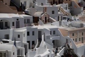 Νέo "καμπανάκι" Φάουτσι: Οι επιπτώσεις πρόωρης επανεκκίνησης στις ΗΠΑ θα είναι "πολύ σοβαρές" - εικόνα 2