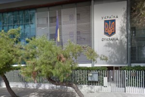 Ουκρανία: Καλεί σε πραξικόπημα τον στρατό ο Πούτιν - "Συμμορία τοξικομανών και νεοναζί η κυβέρνηση Ζελένσκι"