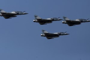 Μηνύματα Μητσοτάκη - Δένδια για τη γιορτή της Πολεμικής Αεροπορίας: Σας ευχαριστούμε - εικόνα 3