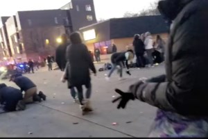 Νότια Κορέα: Πέθανε ο πρώην δικτάτορας Τσαν Τζου-χαν, ο "χασάπης της Γκουάνγκτζου" [εικόνες] - εικόνα 2