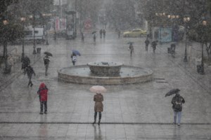 Μαγιορκίνης: "Δεν θα επιτύχουμε ανοσία της αγέλης" - Οι τριπλά εμβολιασμένοι και ο κίνδυνος εκ νέου νόσησης - εικόνα 3