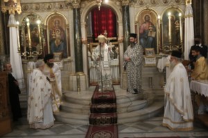 Απίστευτη προτροπή του Αρχιεπισκόπου Κρήτης: Μην φοράτε μάσκες μέσα στην εκκλησία - Φυλακίζουν την πίστη