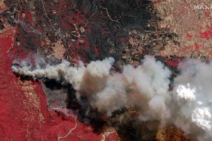 Νέα αναζωπύρωση στην Πάρνηθα – Κοντά στο Φρούριο της Φυλής