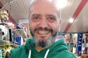 Κολωνός: Νεαρή ηθοποιός στο στόχαστρο του Ηλία Μίχου - Τα χυδαία μηνύματα που έστελνε για εκείνη στους φίλους του