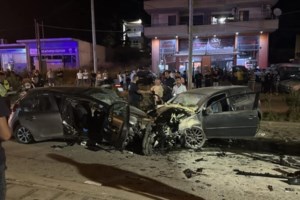 Βίντεο ντοκουμέντο από το θανατηφόρο τροχαίο στο Μαρκόπουλο: Ο οδηγός τρέχει σαν τρελός, πέρασε ξυστά από γυναίκα με παιδί