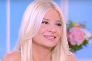 Φαίη Σκορδά: Ταξίδι στο Ντουμπάι για το τριήμερο της 25ης Μαρτίου - Οι πρώτες φωτογραφίες